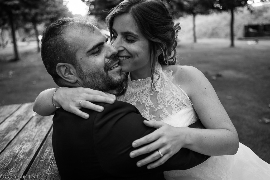 Post boda de Roberto y Estíbaliz en el Puente Mozar (Zamora)