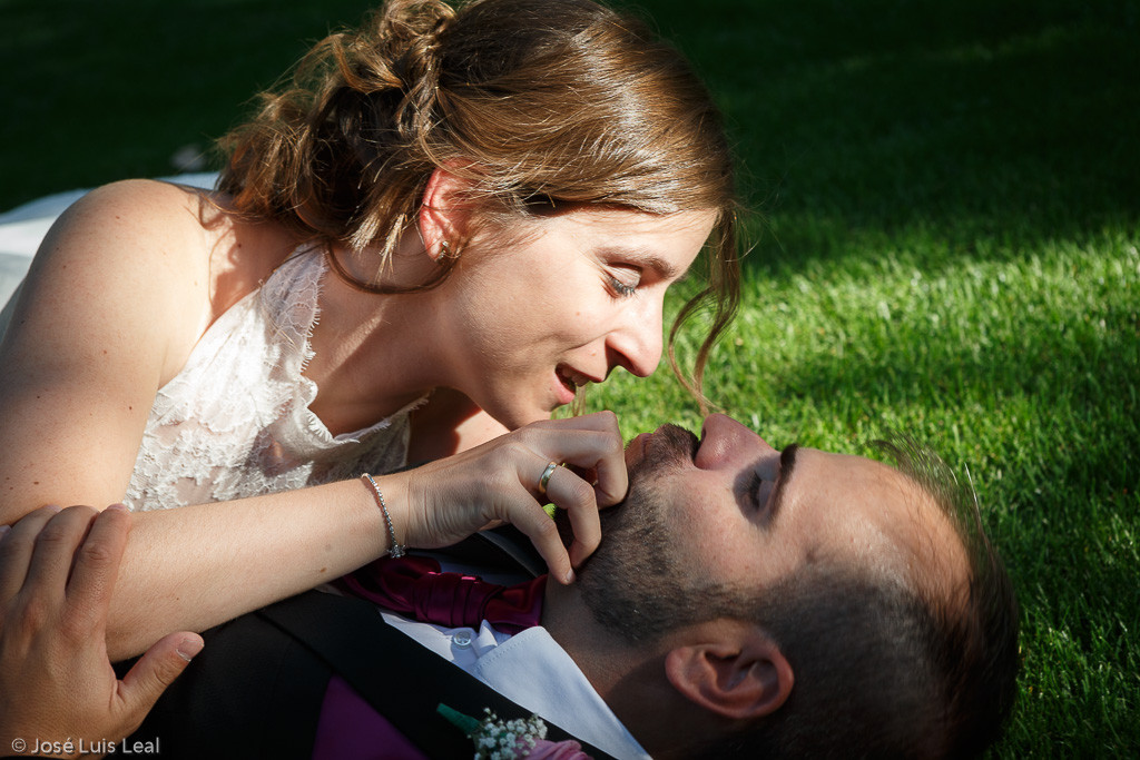 Post boda de Roberto y Estíbaliz en el Puente Mozar (Zamora)